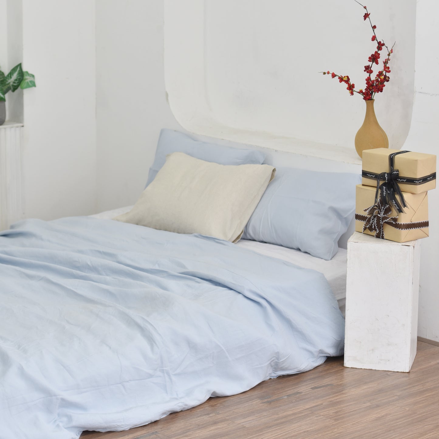 Pale Bamboo Linen Bedding Sets