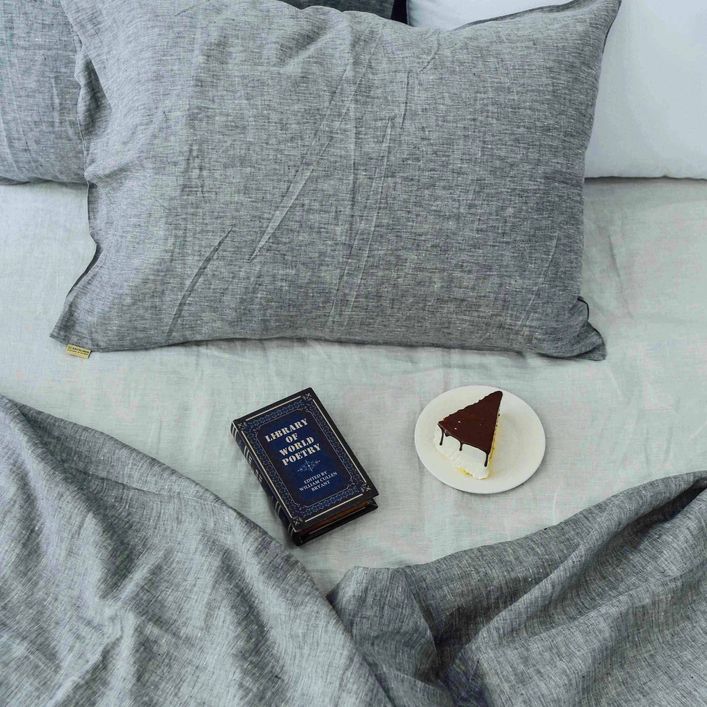 Gray French Linen Bedding Sets (4 pieces) - Yarn Dyeing