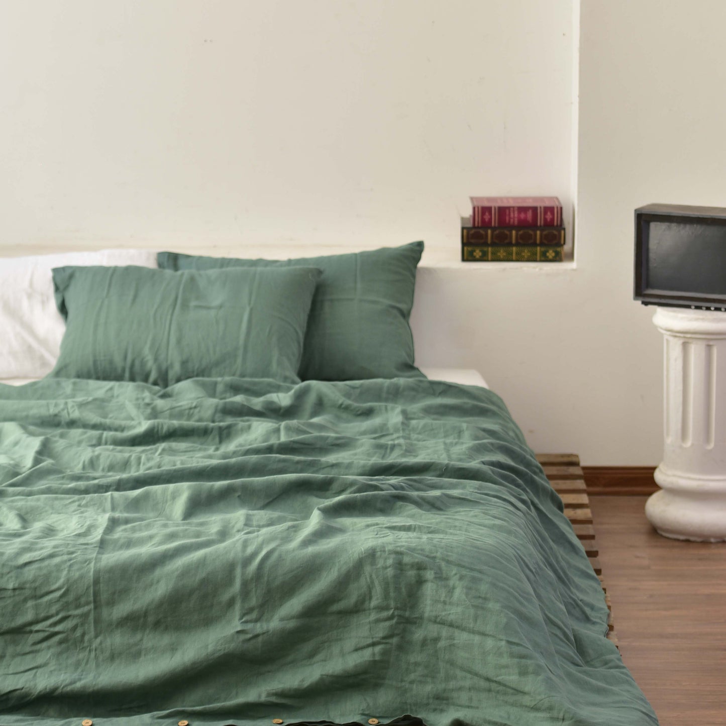 Green French Linen Bedding Sets (4 pieces) - Plain Dyeing