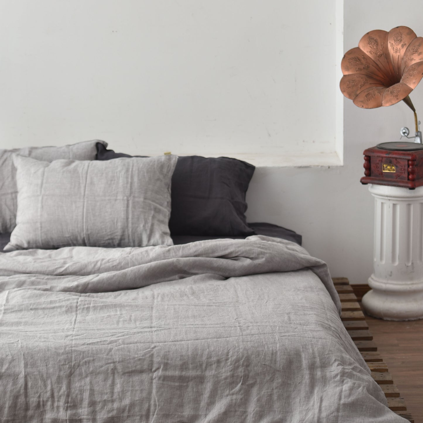 Light Gray French Linen Bedding Sets (4 pieces) - Yarn Dyeing