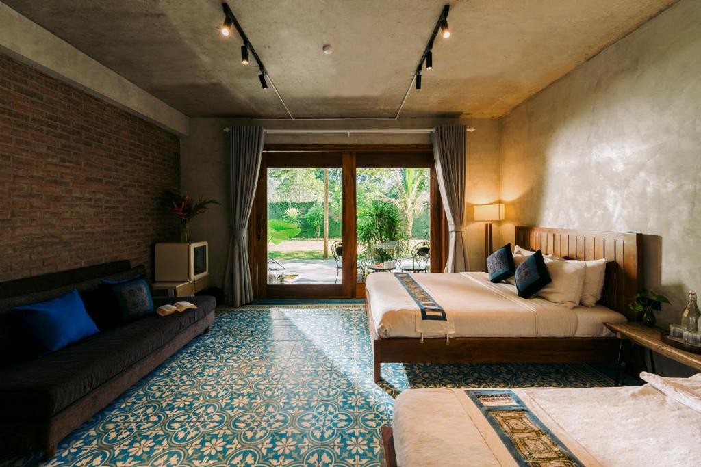 Where Is Your Linen Bedding Actually Made — And Why It Matters More Than You Think