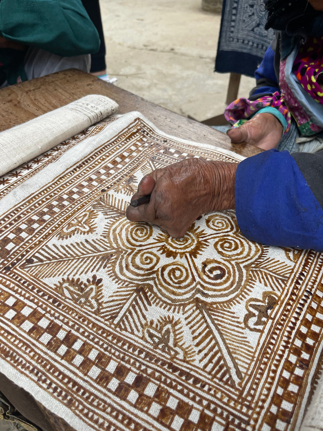 From Hà Giang Mountains to Your Home: The Ancient Art of Hmong Hemp Weaving