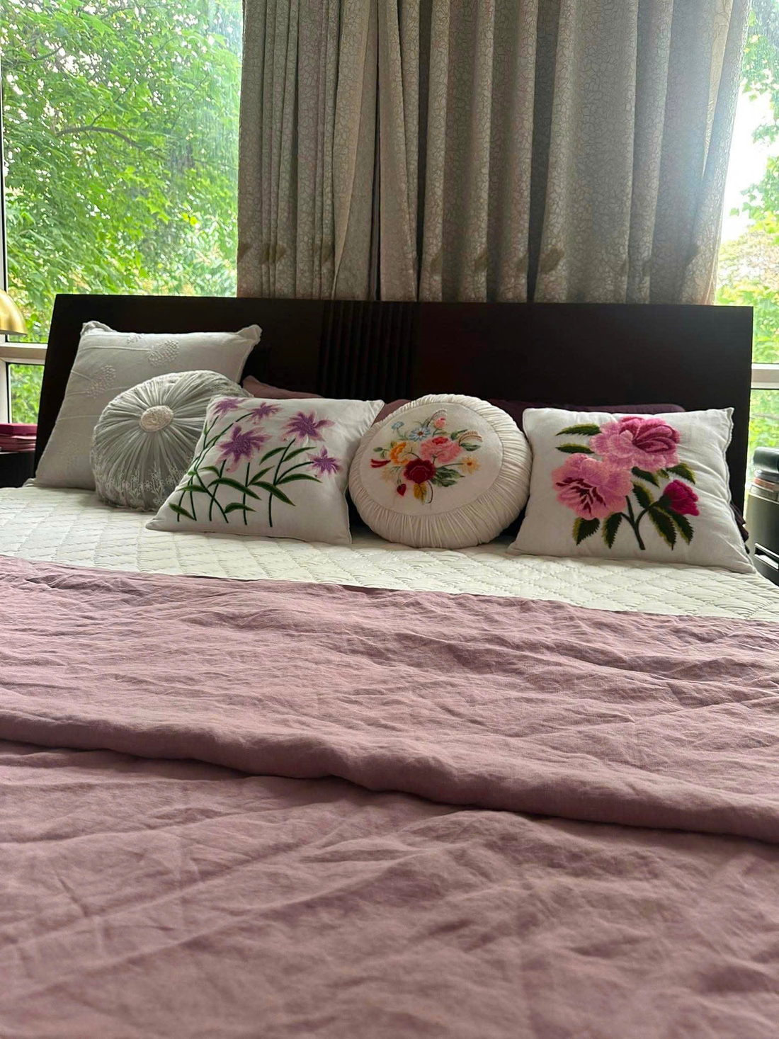 Custom Size Linen Bedding in Australia: Caravans, Odd Mattresses and European Beds