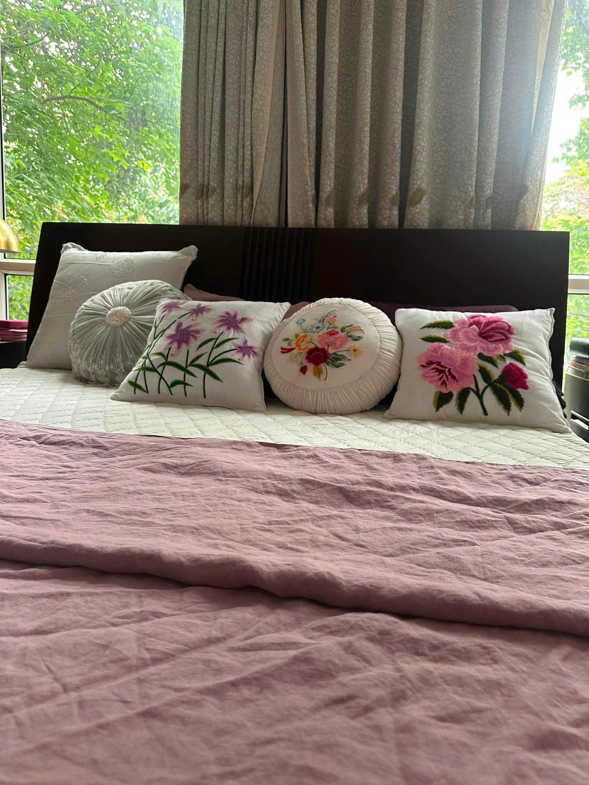Custom Size Linen Bedding in Australia: Caravans, Odd Mattresses and European Beds