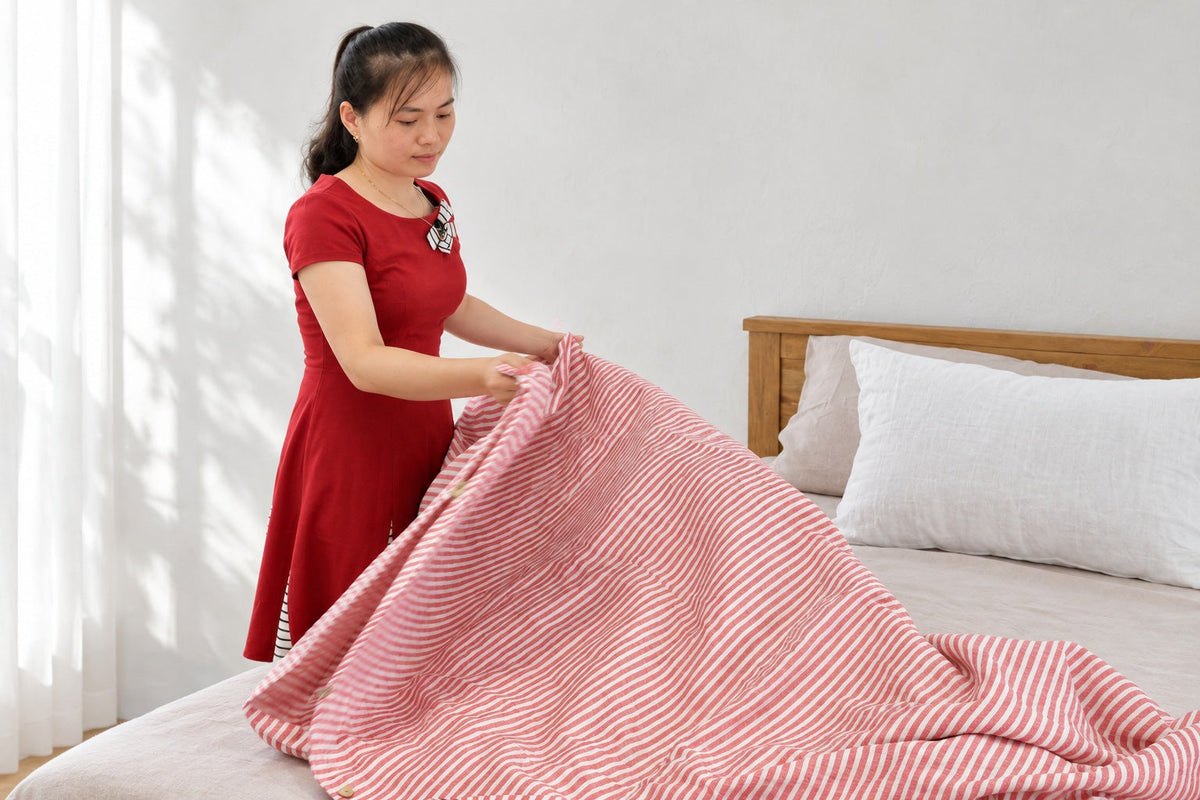 Buying Linen Bedding When You Do Not Use a Flat Sheet
