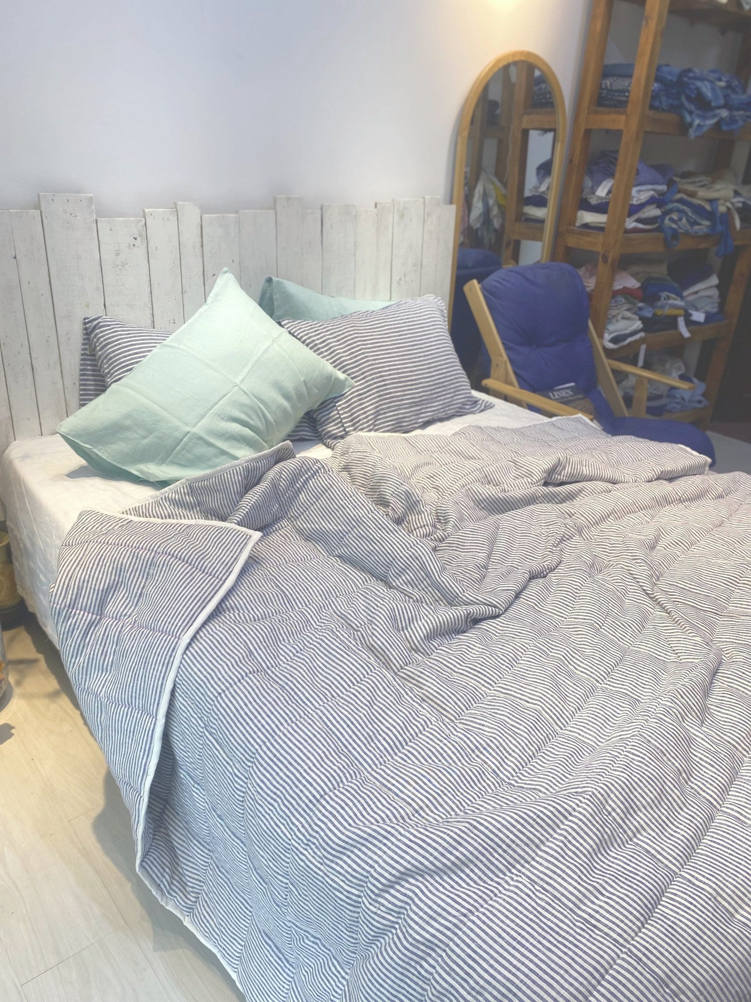 Hand-Quilted French Linen Blanket – Chambray Grey
