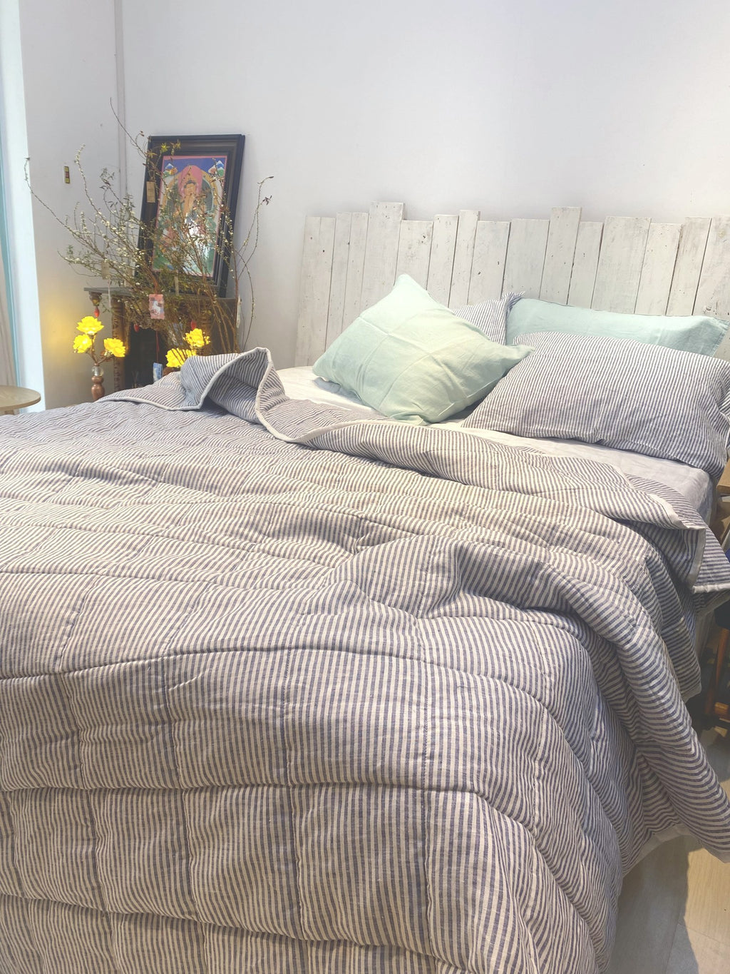 Hand-Quilted French Linen Blanket – Mushroom Taupe