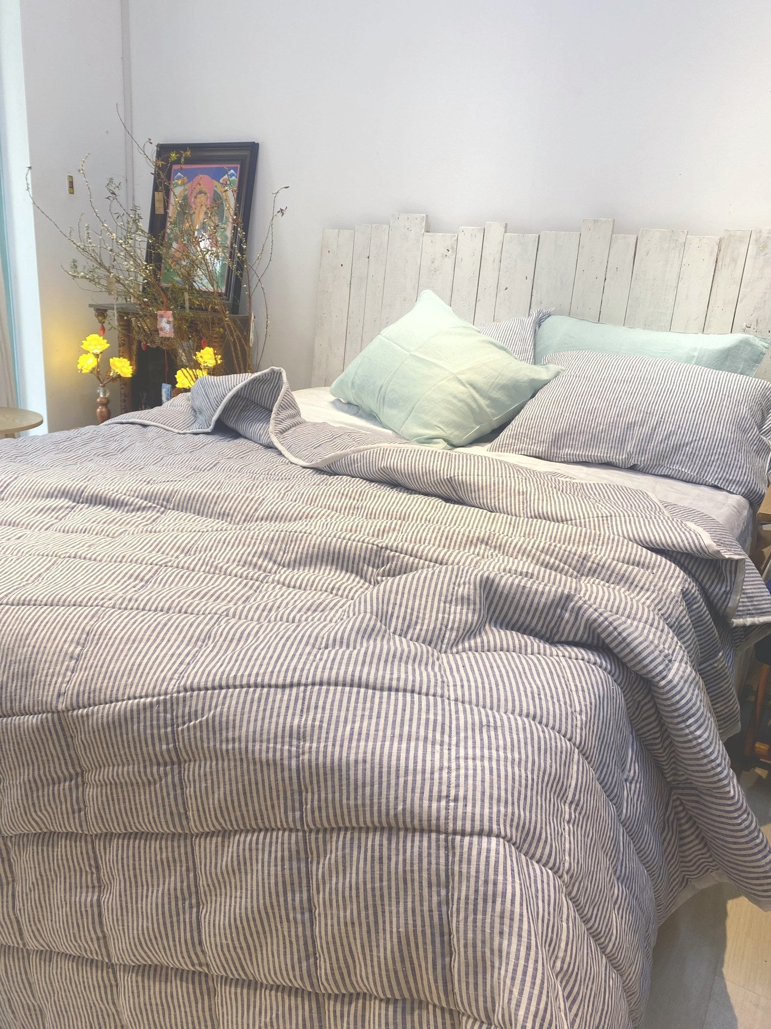 Hand-Quilted French Linen Blanket – Mushroom Taupe