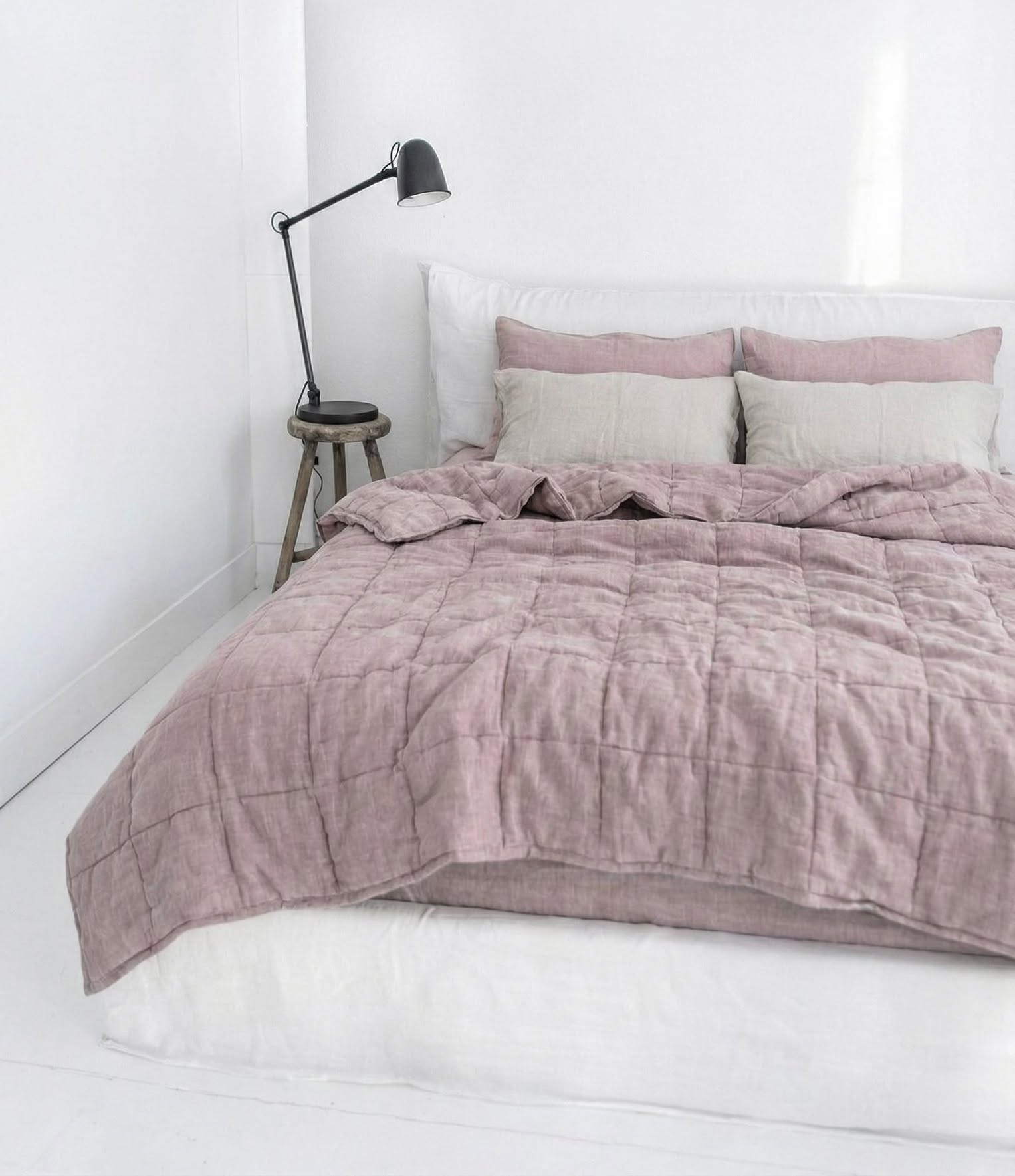 Hand-Quilted French Linen Blanket – Chambray Grey