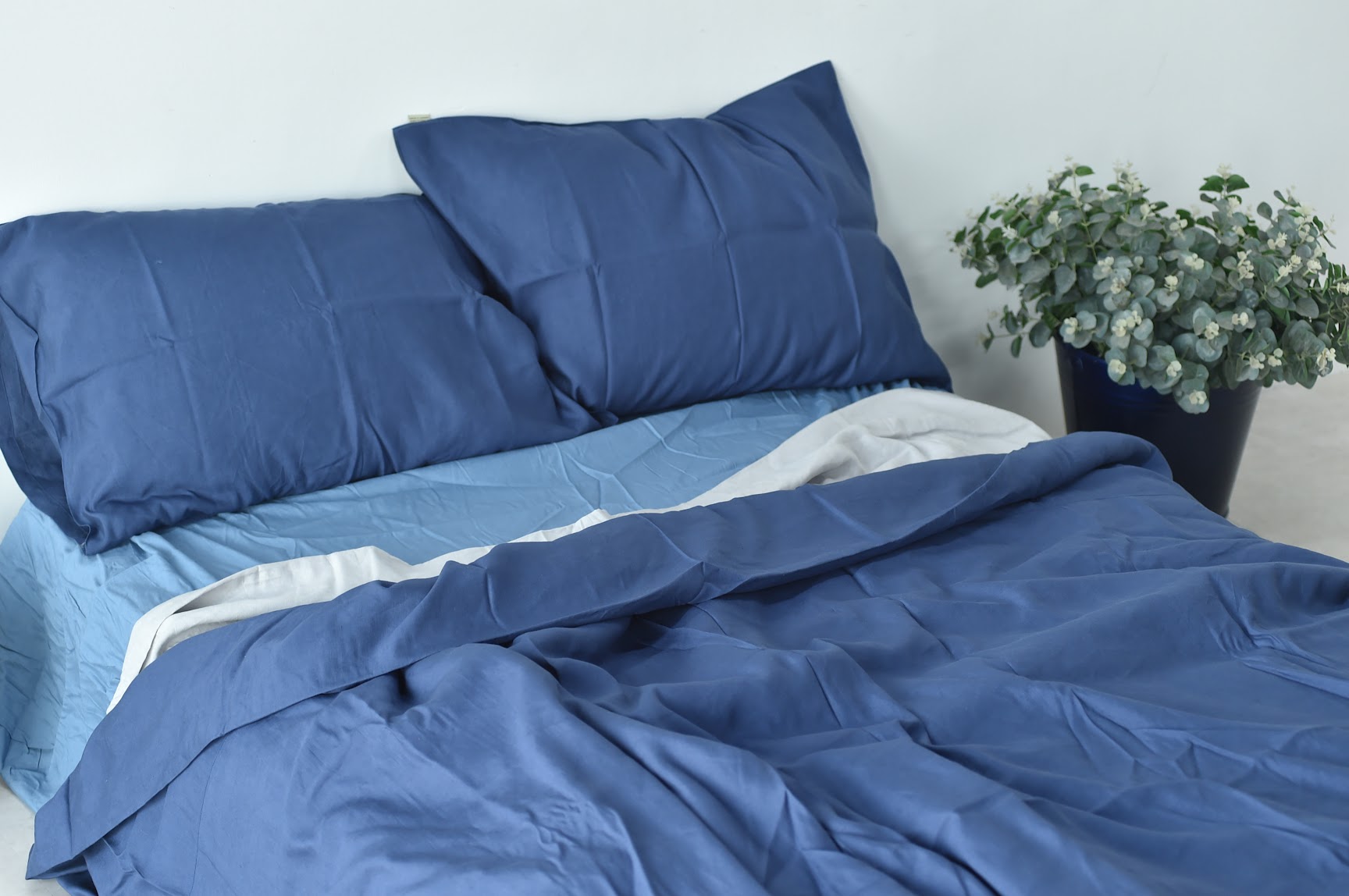 Navy Bamboo Linen Bedding Sets 4 pieces