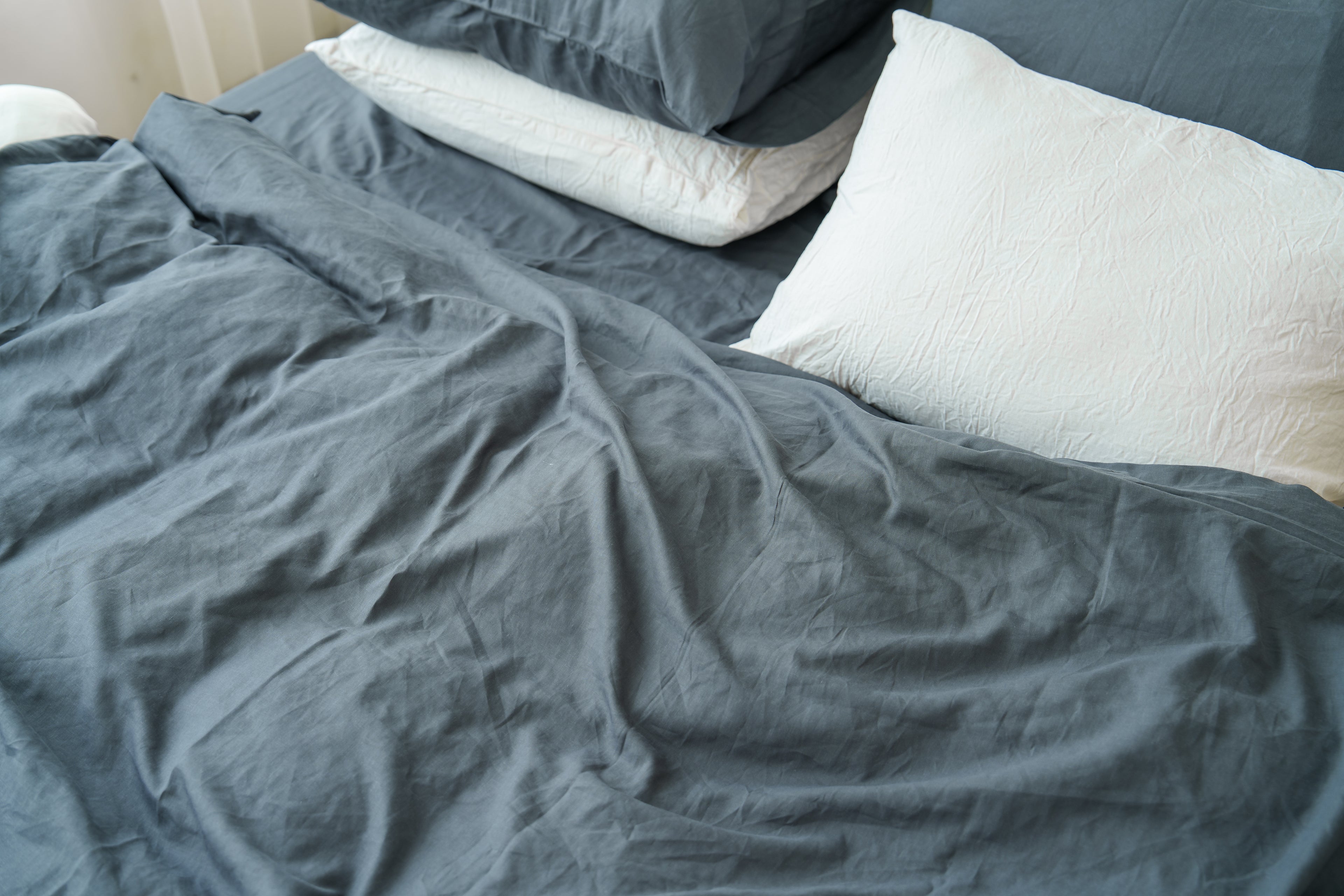 Grey duvet cover, 70% bamboo, 30% linen.