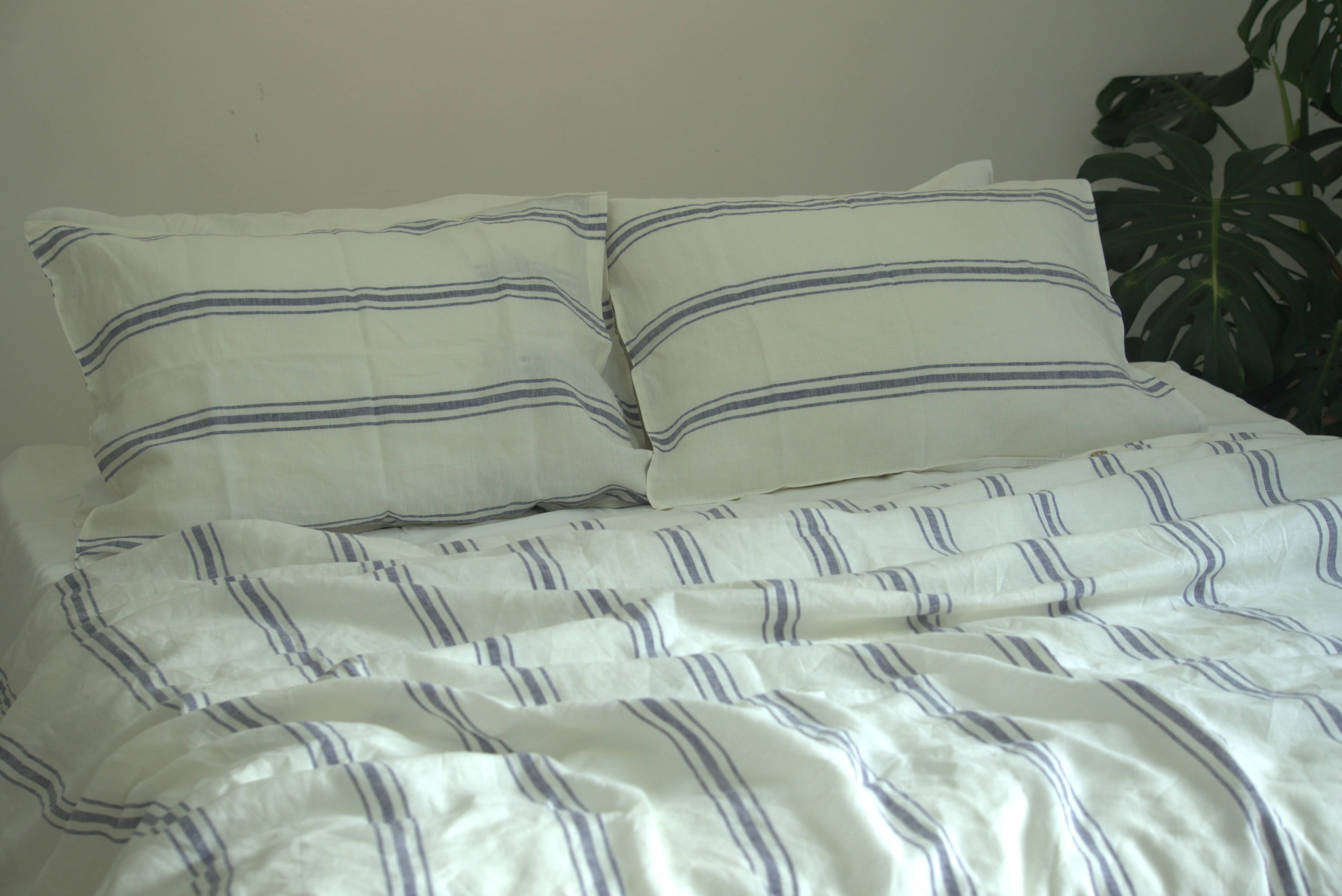 Ivory Navy Striped French Linen Pillowcase - Yarn Dyeing 63