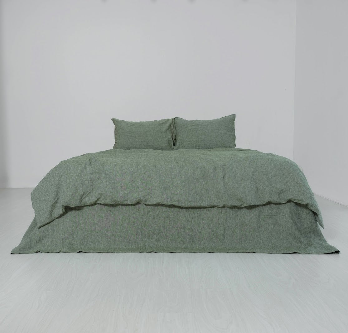 Asparagus Green French Linen Fitted Sheet Set - Yarn-Dyed with 2 Pillowcases