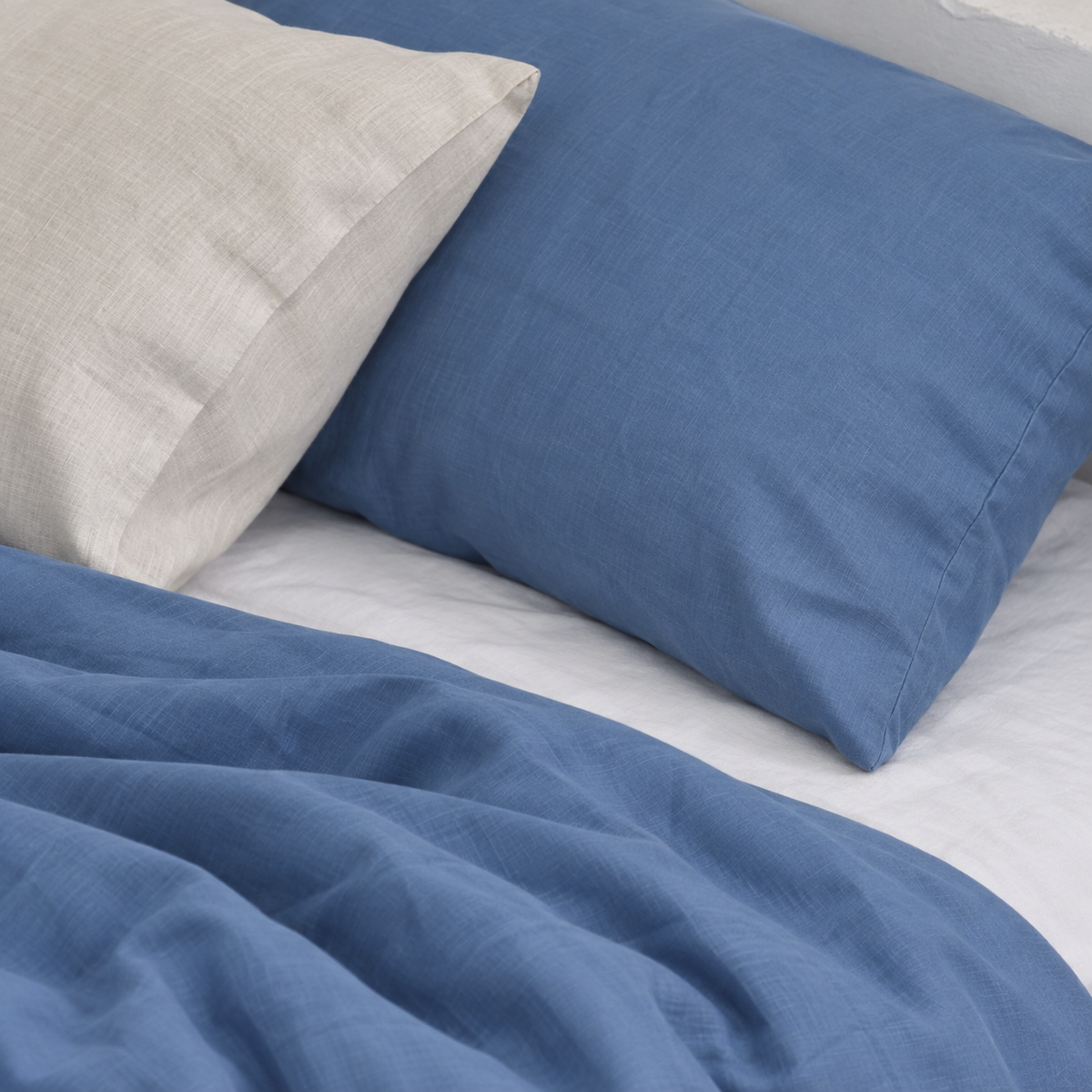 Cerulean Bamboo Linen Duvet Cover Set – 4-Piece | 45% Linen 55% Bamboo Rayon