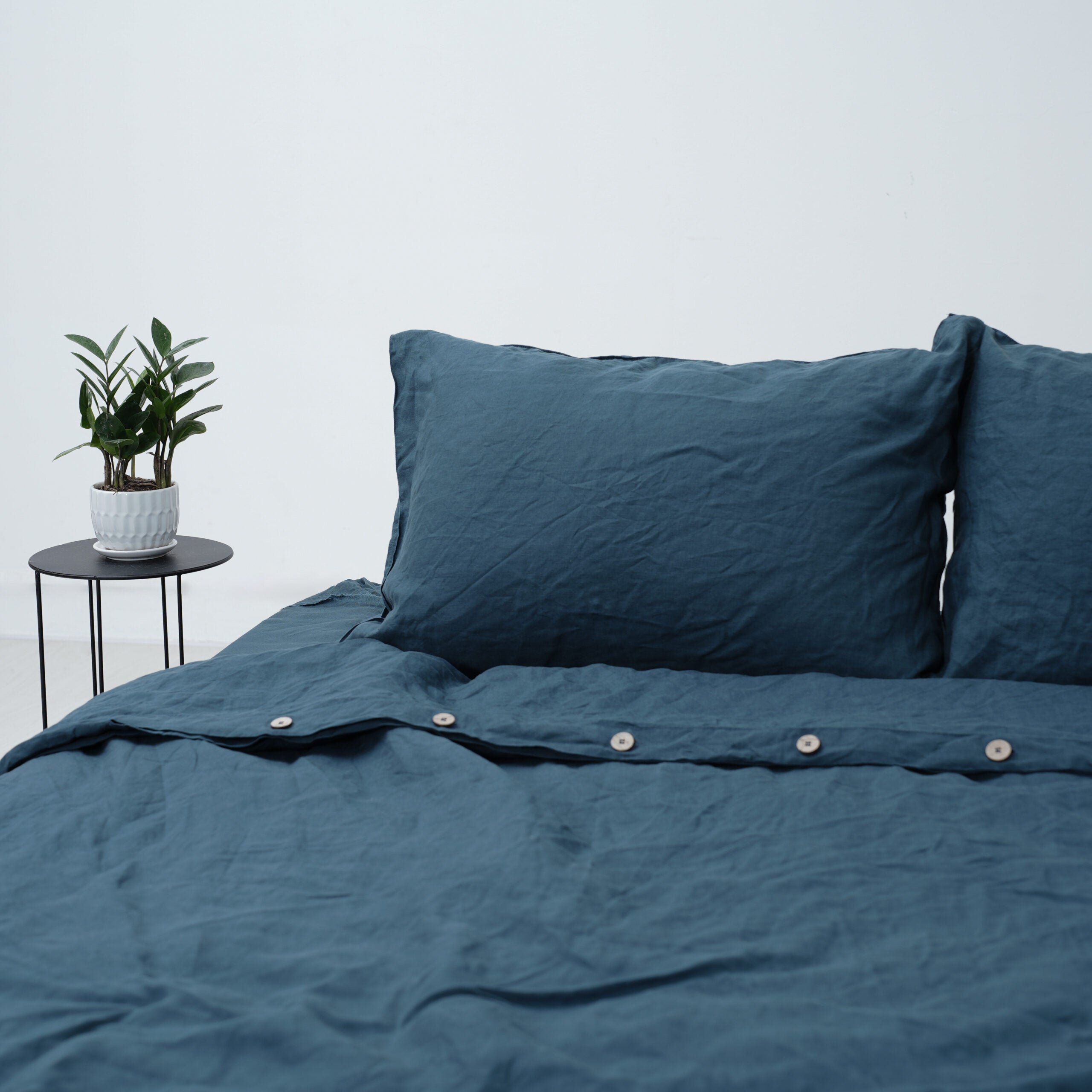 Azure Blue French Linen Fitted Sheet Set - Deep Pocket with 2 Pillowcases