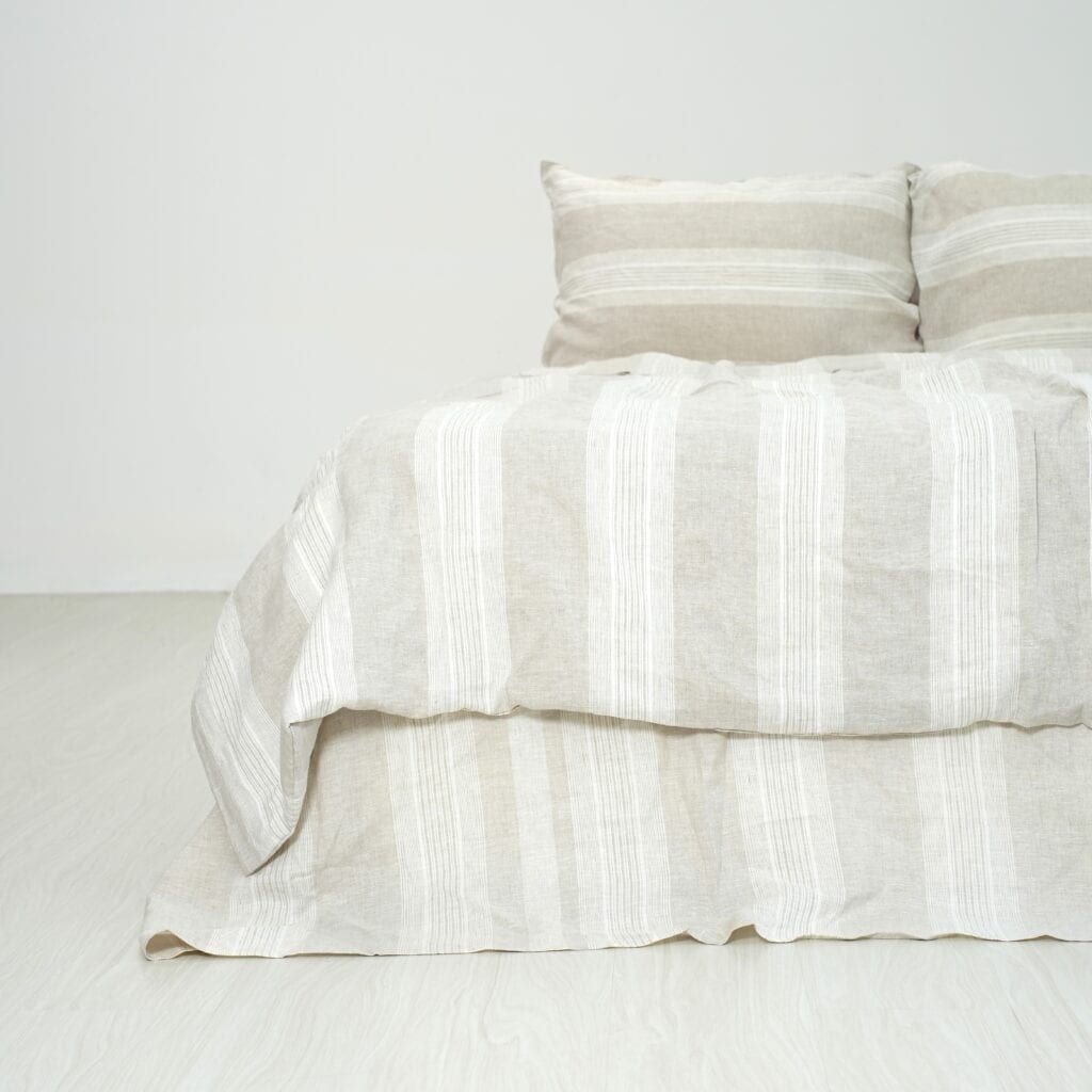 Wide Striped French Linen Fitted Sheet Set - Yarn-Dyed with 2 Pillowcases