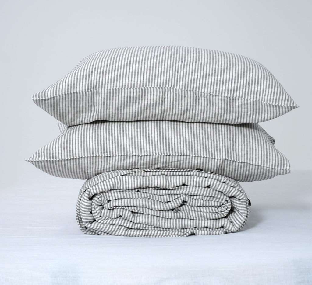 Striped French Linen Fitted Sheet Set - Yarn-Dyed with 2 Pillowcases