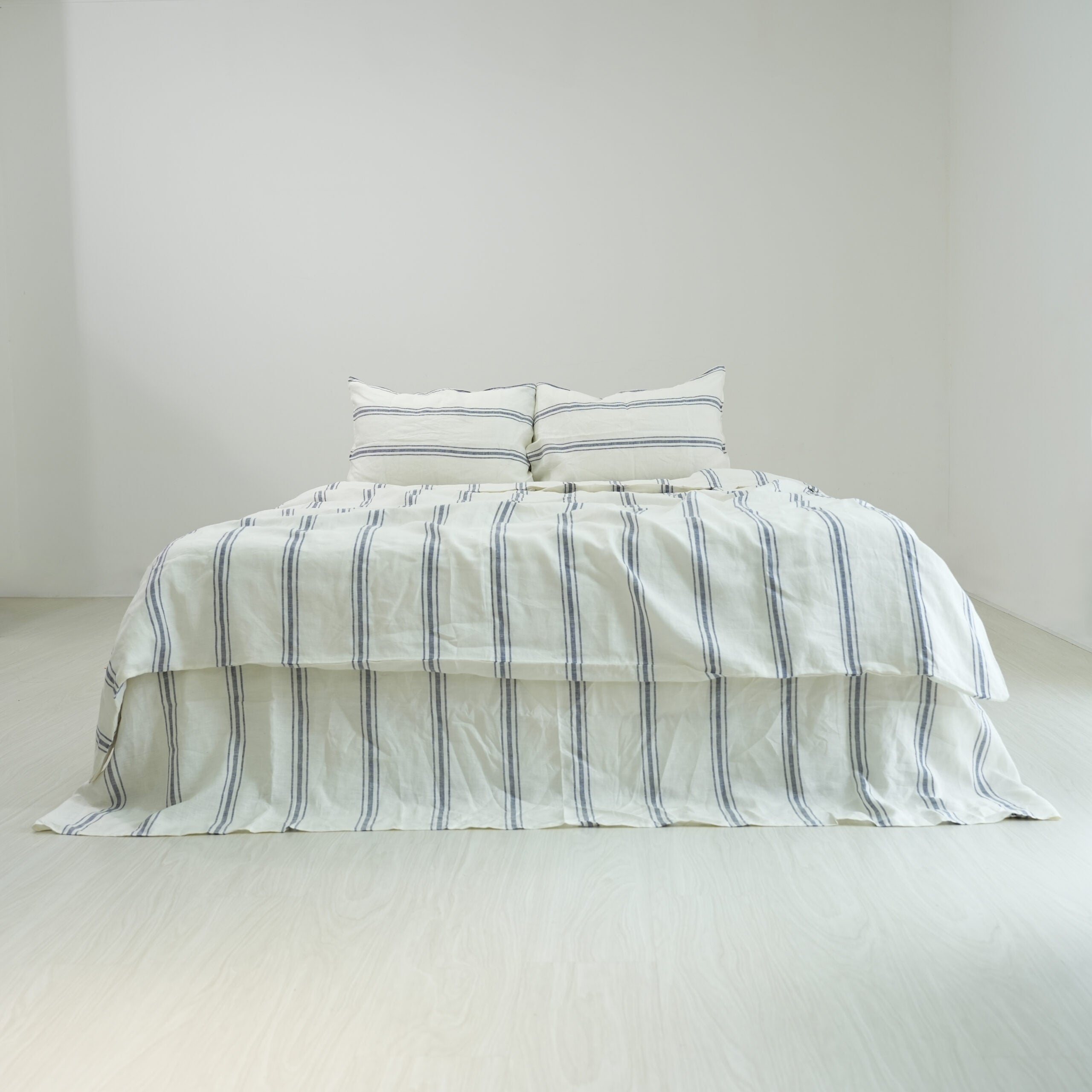 Ivory Navy Striped French Linen Pillowcase - Yarn Dyeing 63