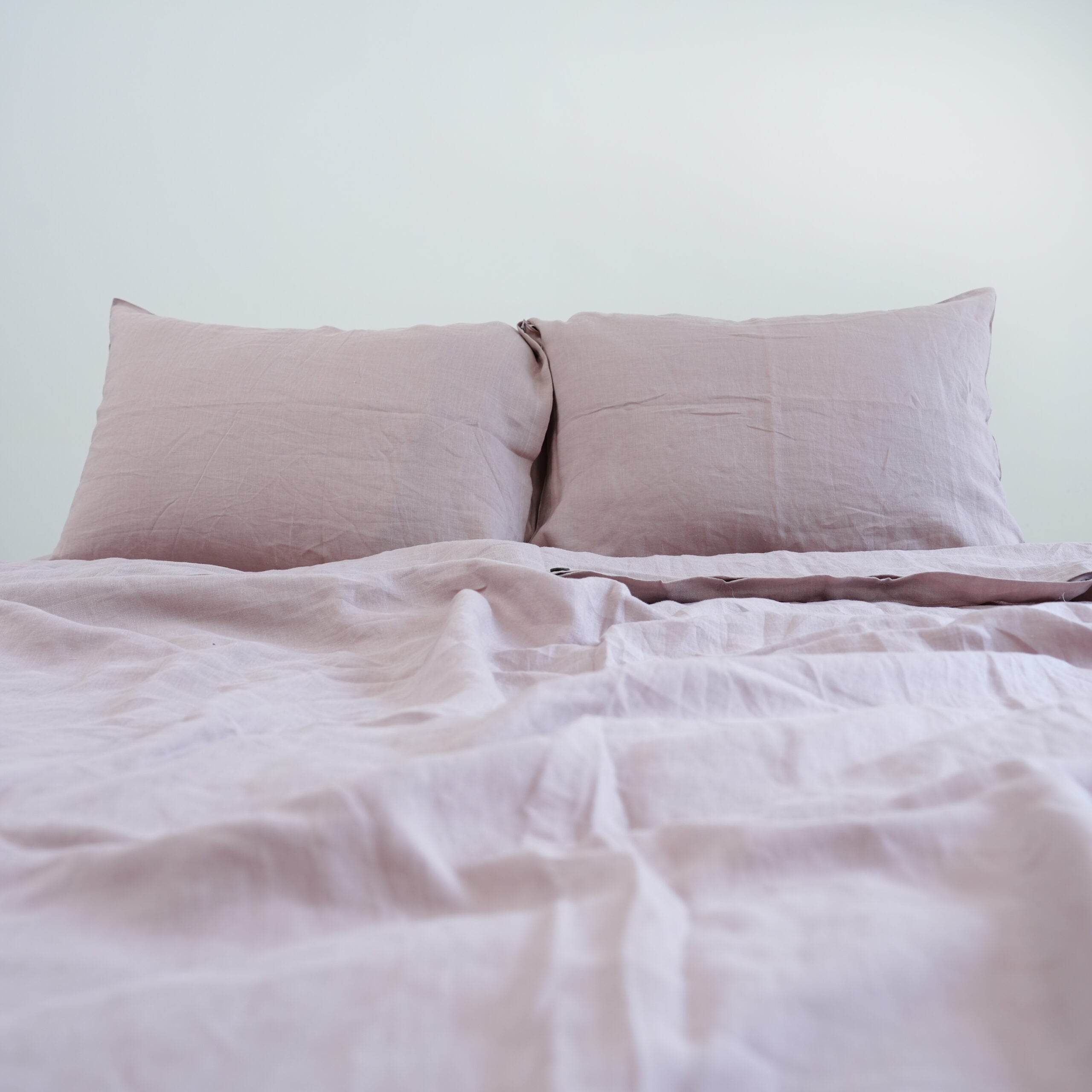 Misty Pink French Linen Duvet Cover Set - Soft & Breathable 4-Piece