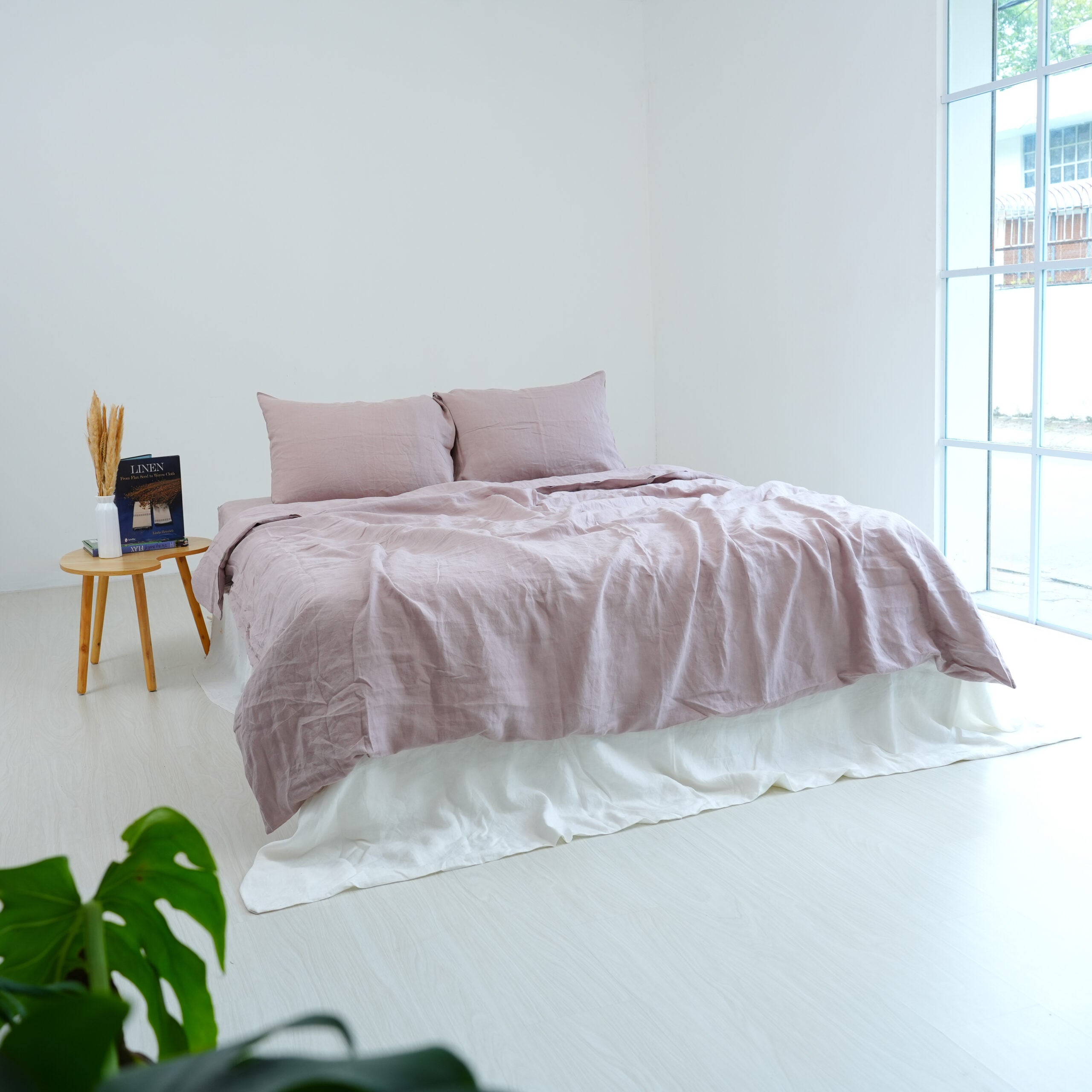 Misty Pink French Linen Duvet Cover Set - Soft & Breathable 4-Piece