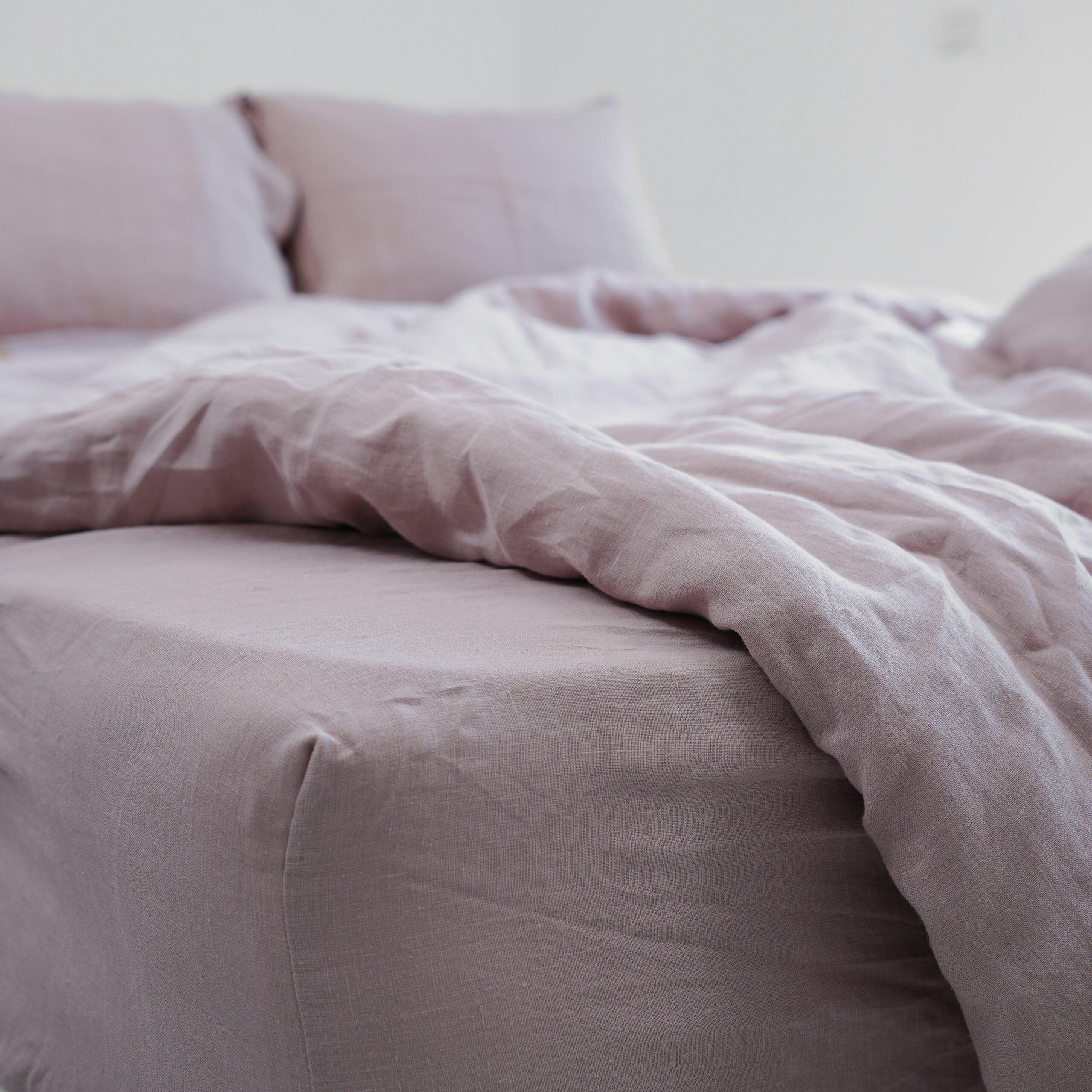 Misty Pink French Linen Duvet Cover Set - Soft & Breathable 4-Piece