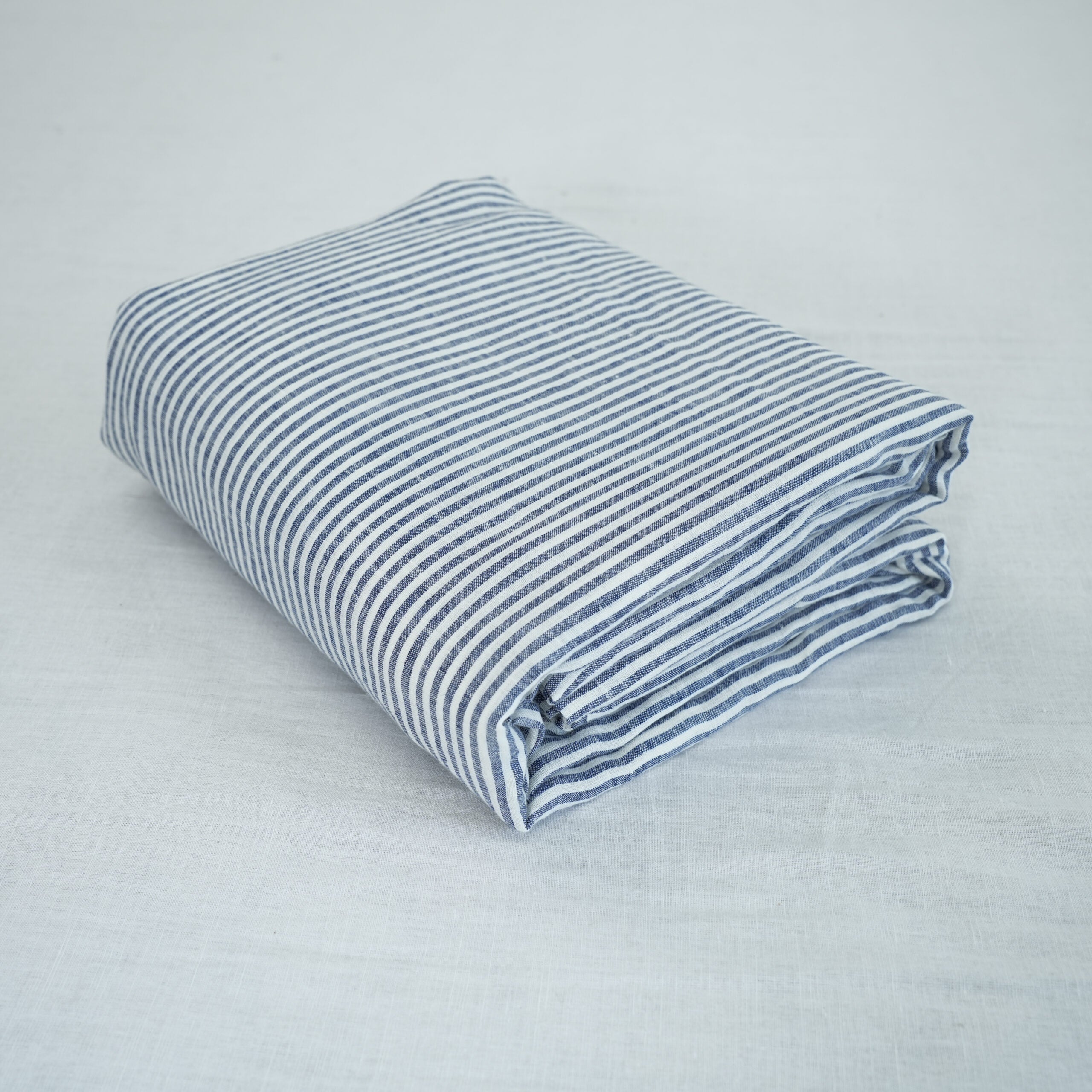 Striped Navy French Linen Fitted Sheet Set - Yarn-Dyed with 2 Pillowcases