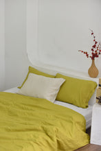 Load image into Gallery viewer, Bamboo Linen Duvet Cover - Butter

