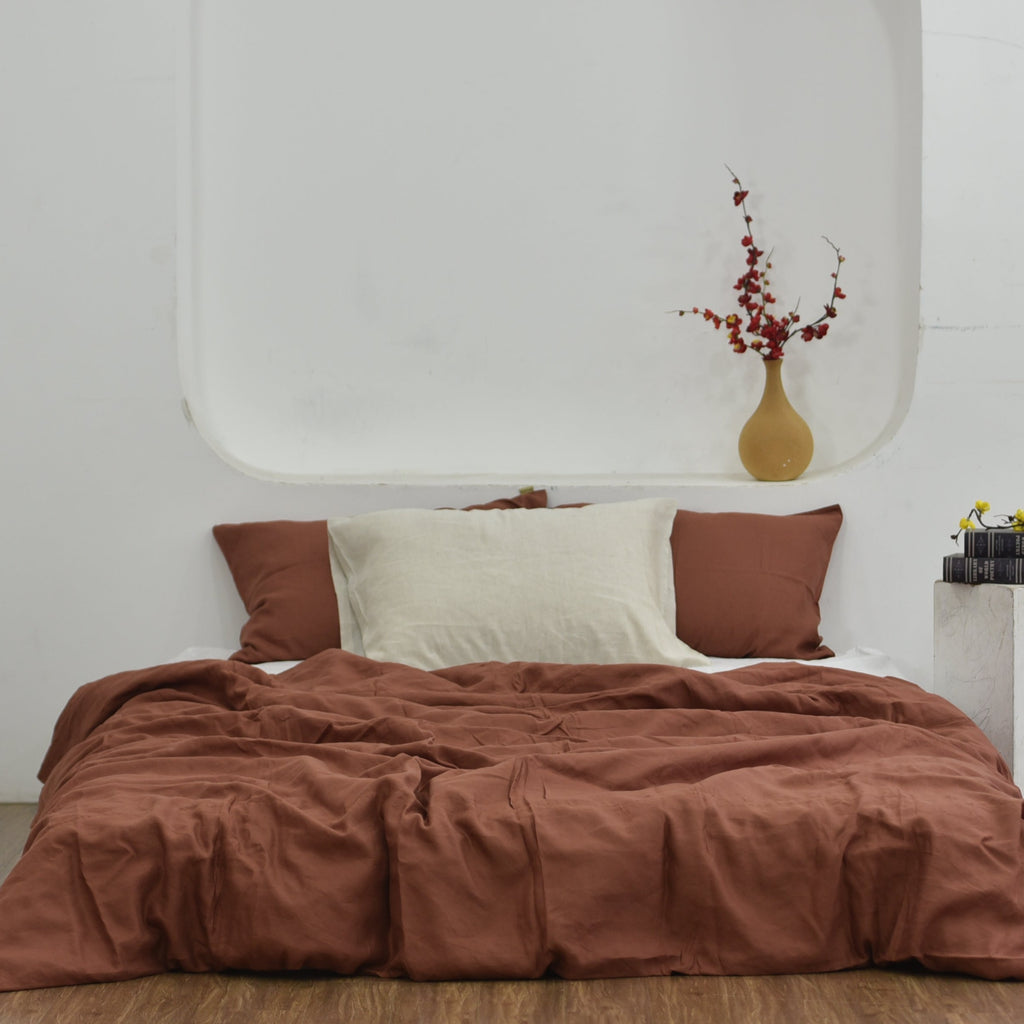 Brick Red Bamboo Linen Duvet Cover Set - Sustainable 4-Piece