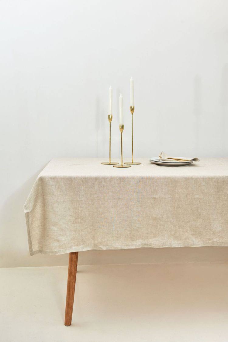 Linen Tablecloths and Napkins