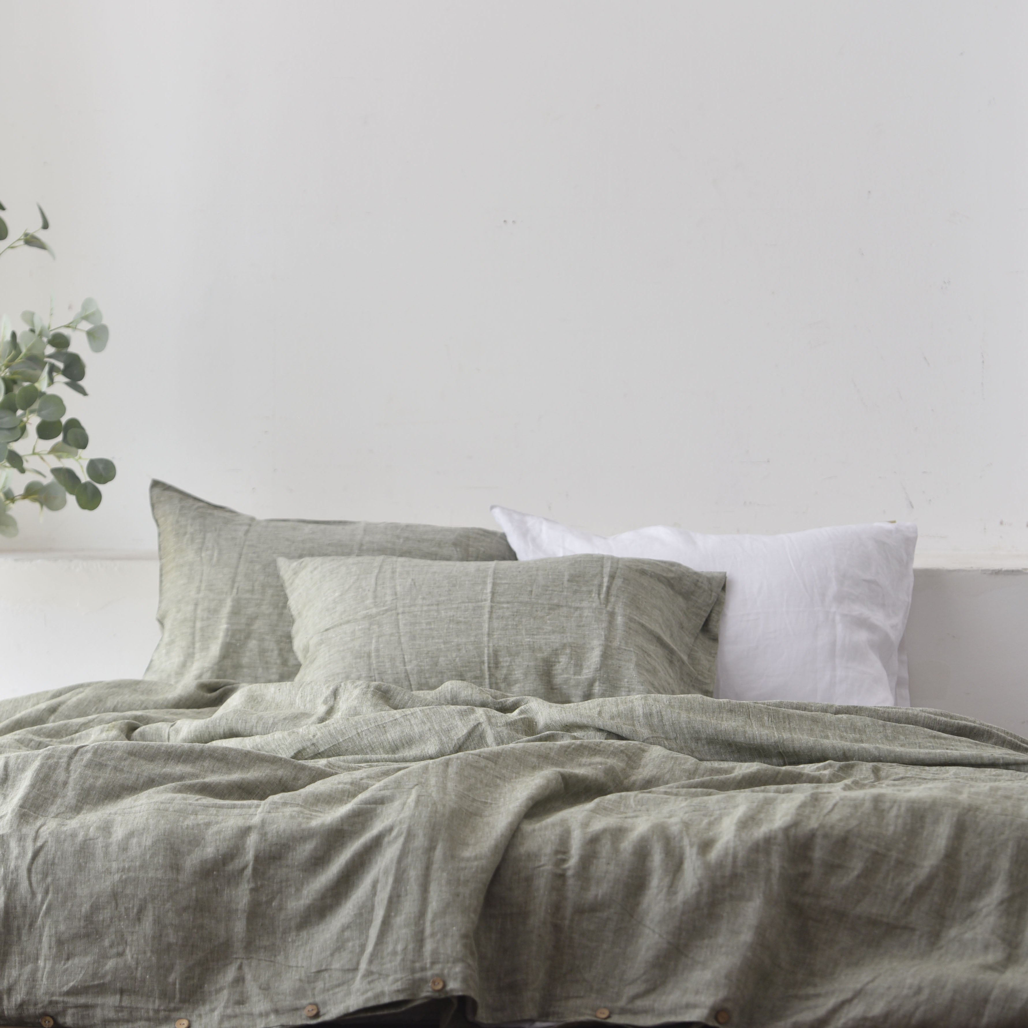 Asparagus French Linen Fitted Sheet + 2 Pillowcases Set - Yarn Dyeing 45