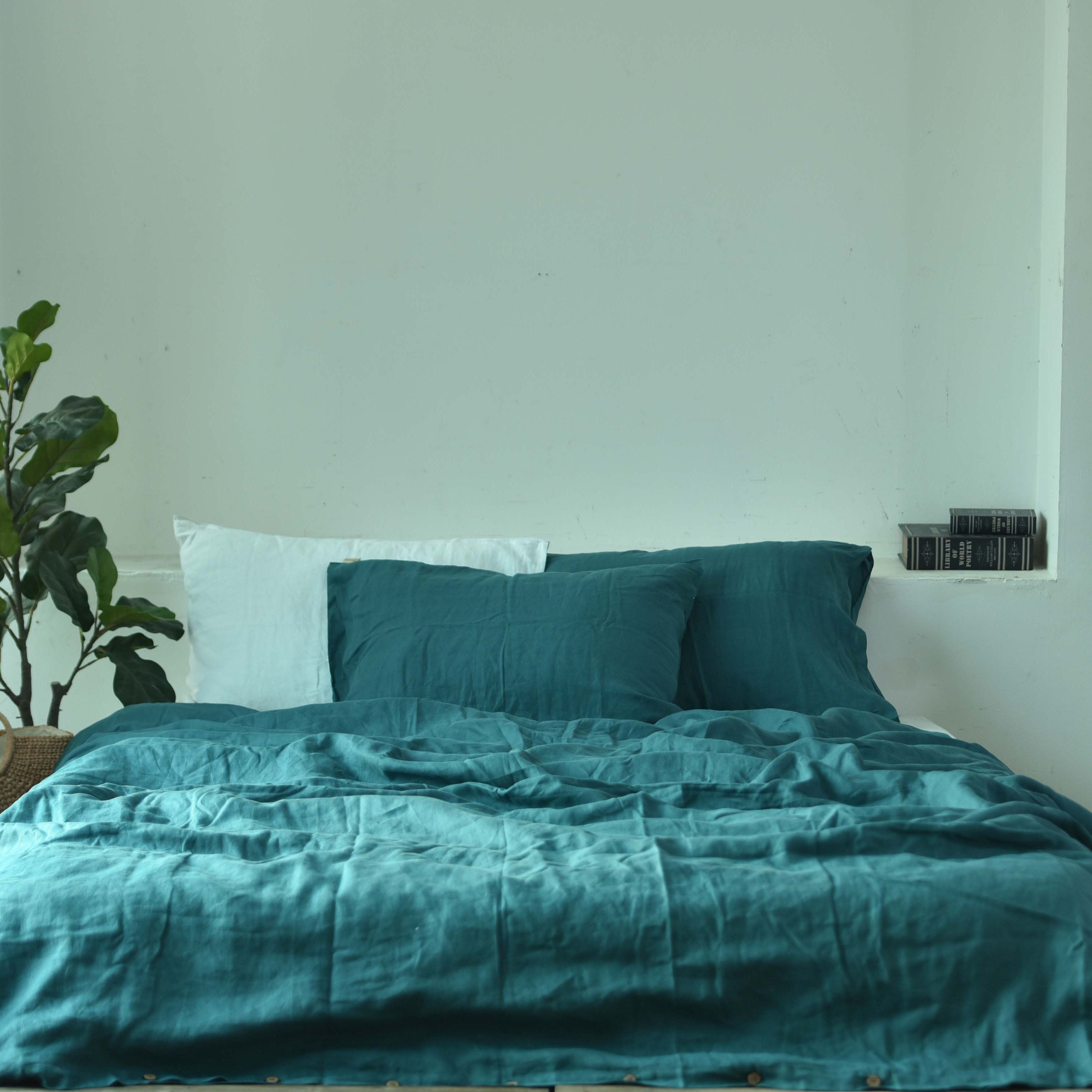 Azure French Linen Bedding Sets (4 pieces) - Plain Dyeing