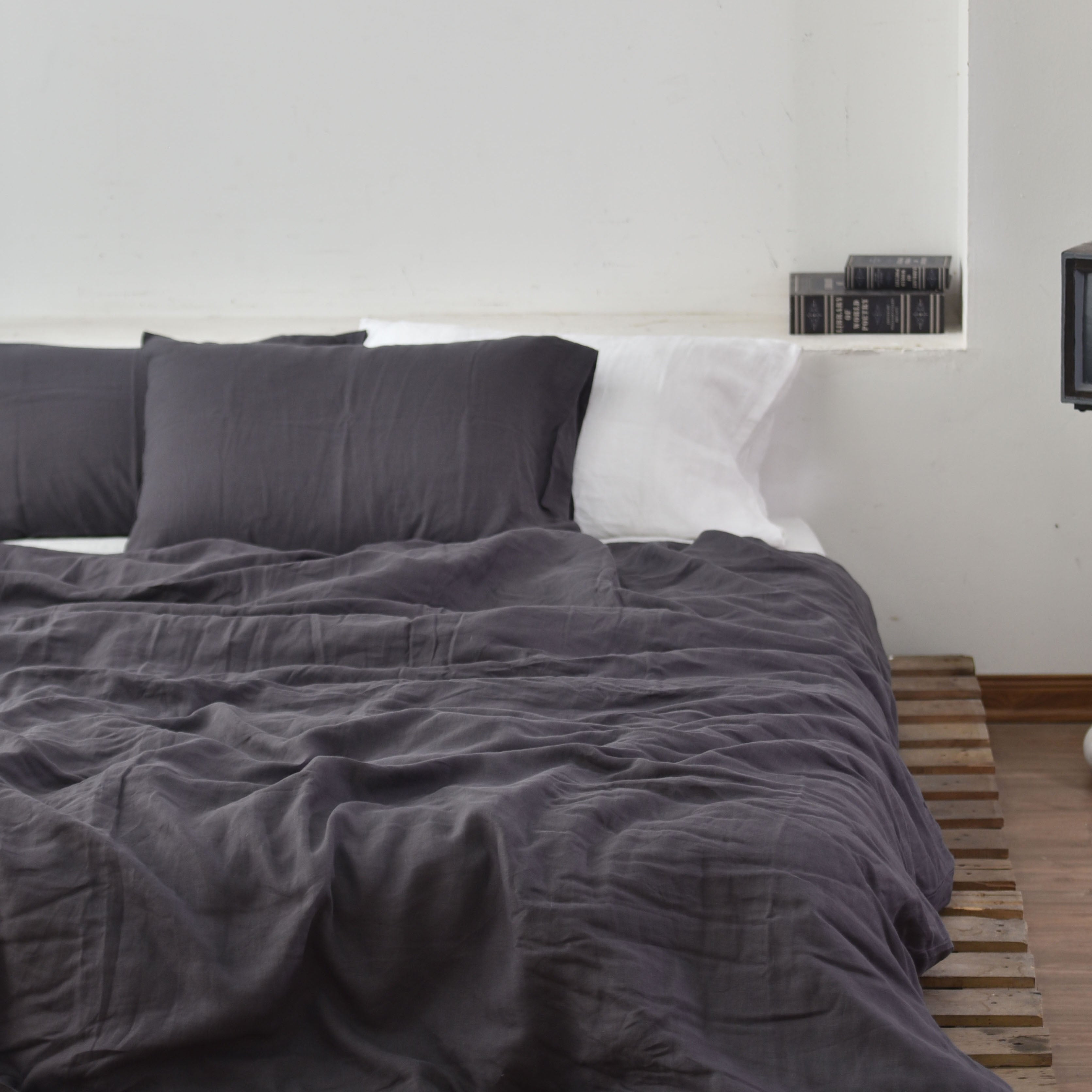 Dark French Linen Pillowcase - Plain Dyeing 08