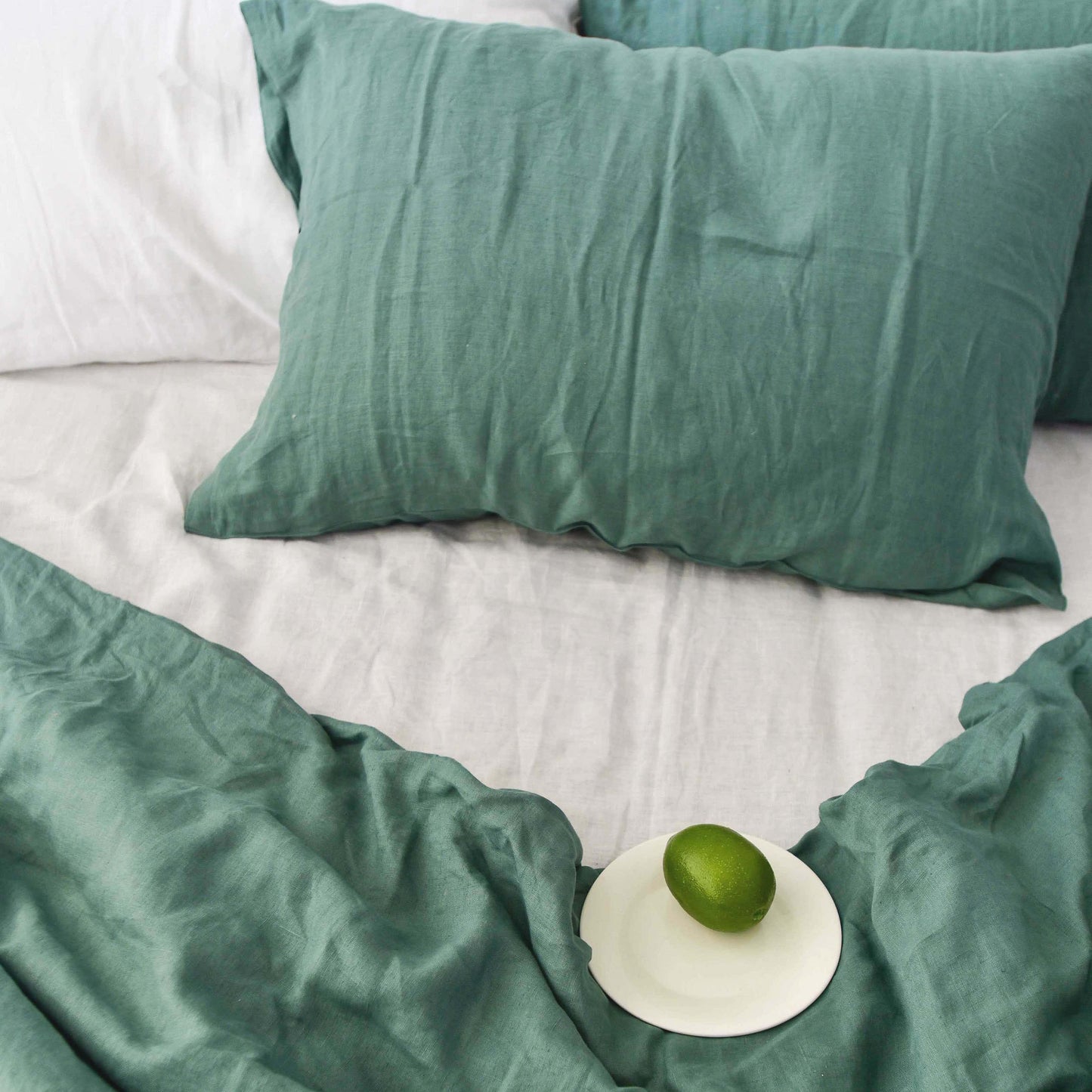 Green French Linen Fitted Sheet + 2 Pillowcases Set - Plain Dyeing 25