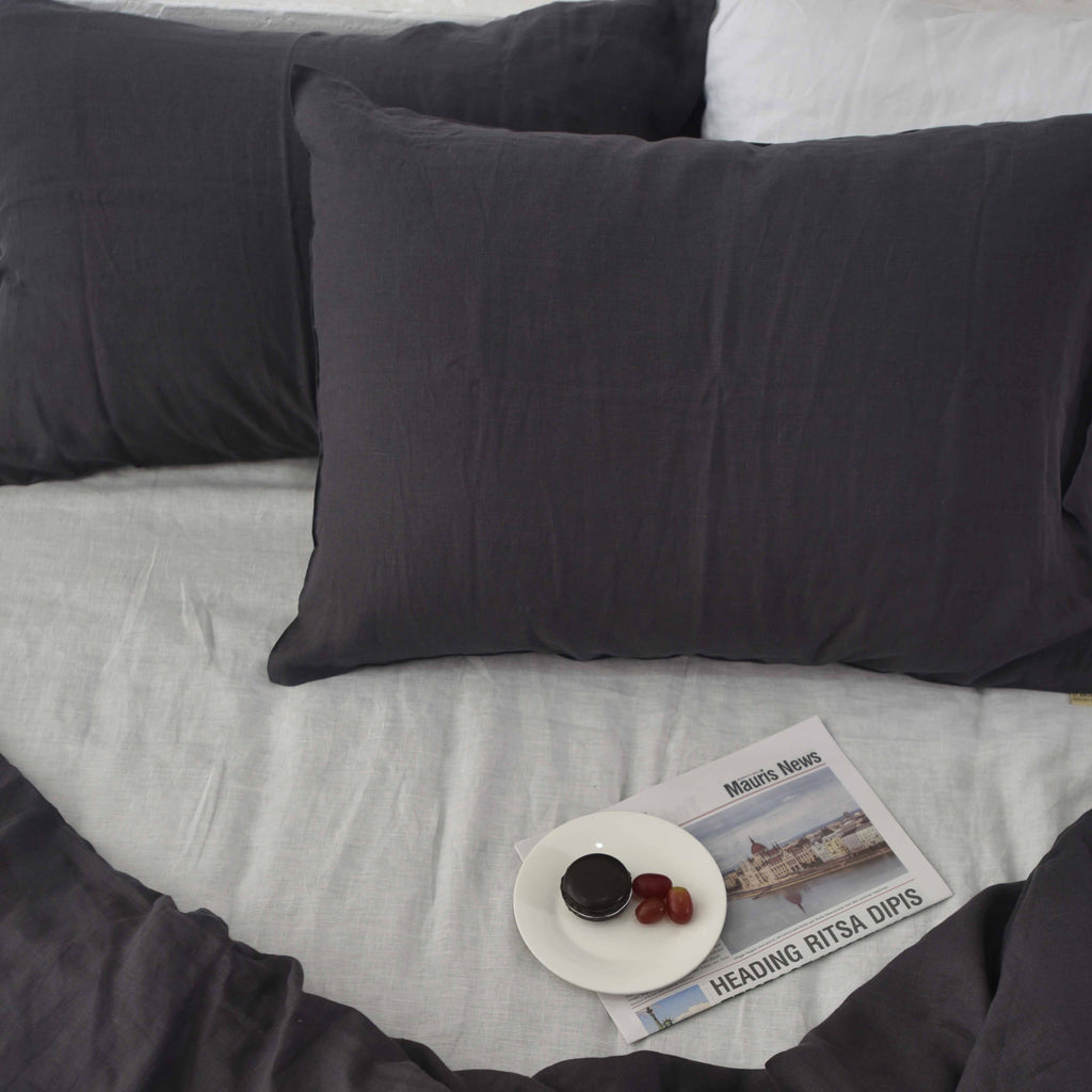 Dull Red Pattern Dark French Linen Pillowcase | Scandalinen – SCANDALINEN