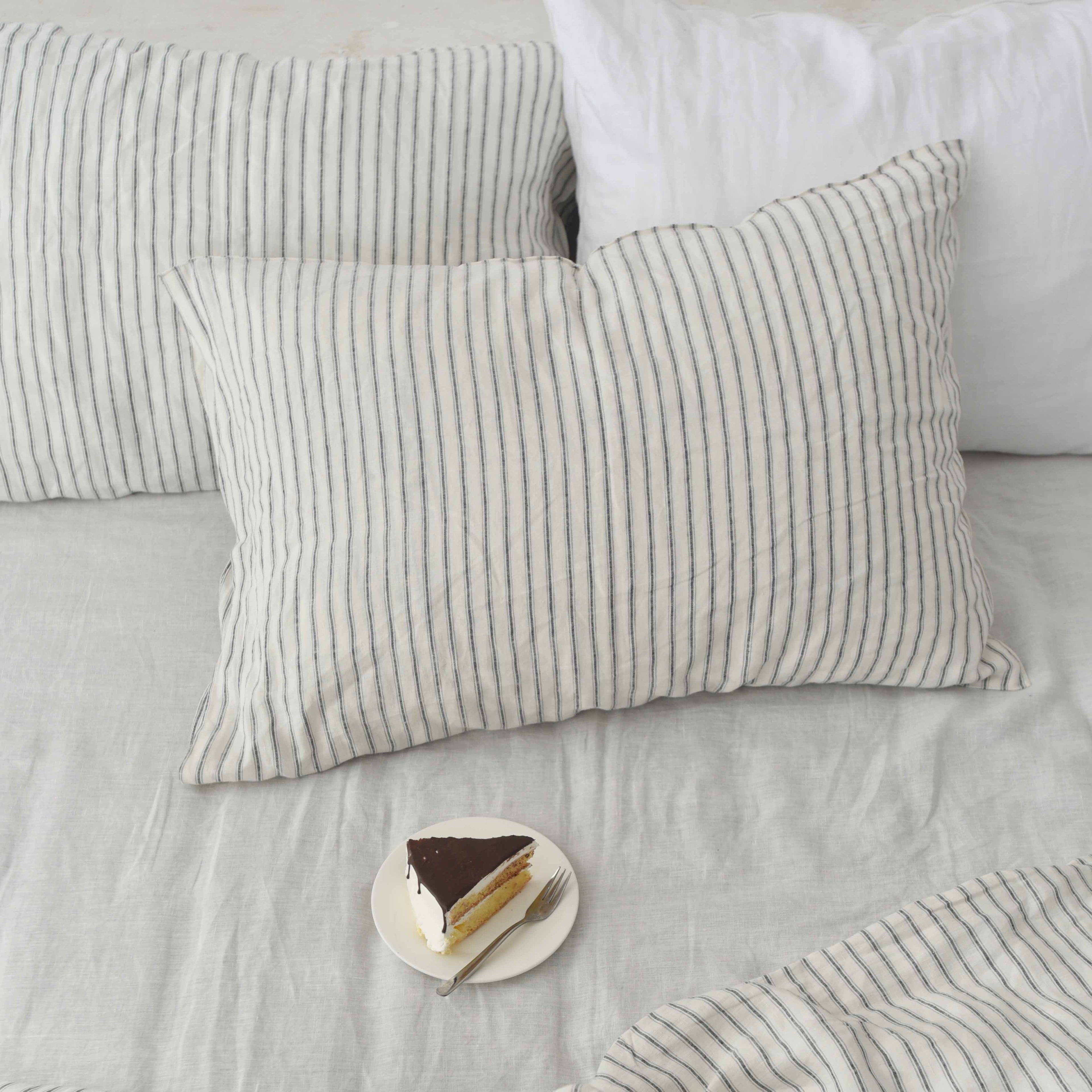 Ivory Striped French Linen Pillowcase - Yarn Dyeing 64