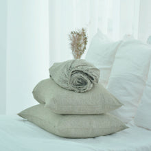 Load image into Gallery viewer, Asparagus French Linen Fitted Sheet + 2 Pillowcases Set - Yarn Dyeing 45
