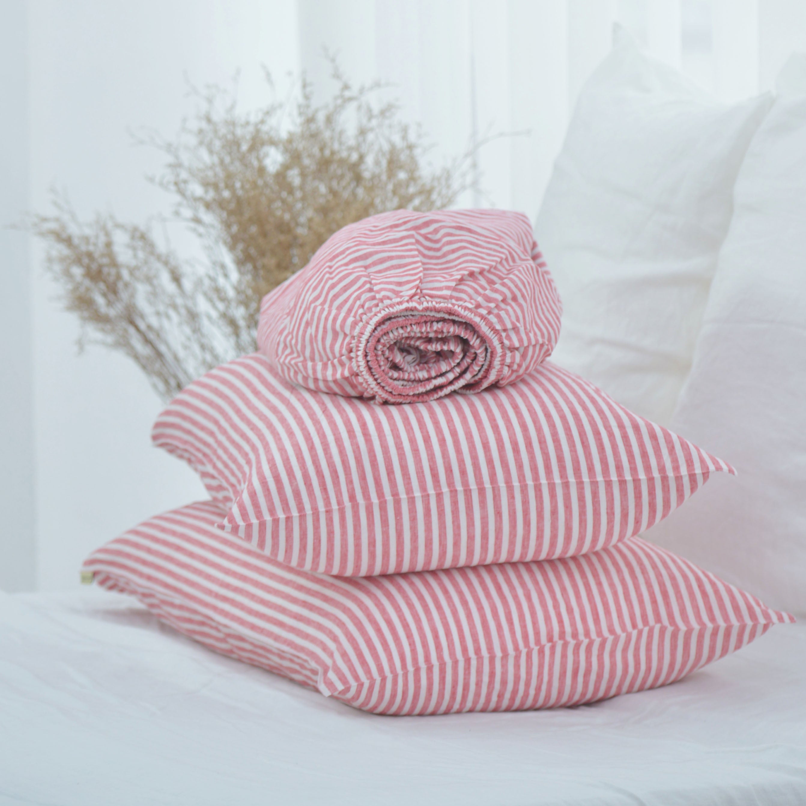 Red Striped French Linen Fitted Sheet + 2 Pillowcases Set - Yarn Dyeing 52
