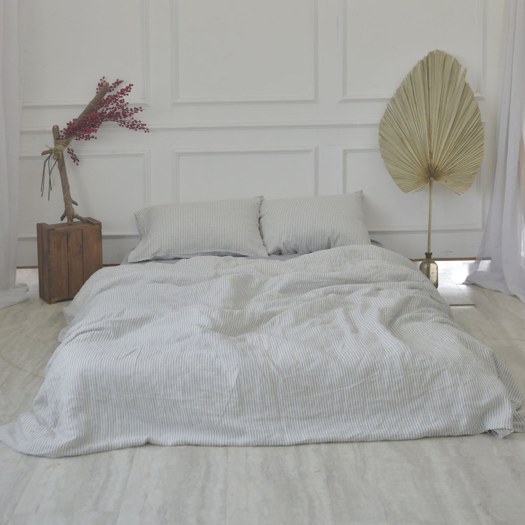 Striped French Linen Bedding Sets (4 pieces) - Yarn Dyeing
