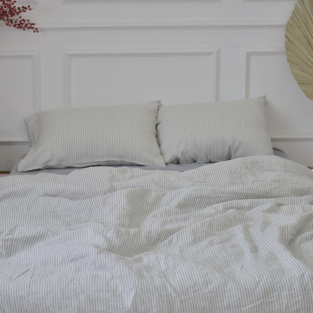 Striped French Linen Bedding Sets (4 pieces) - Yarn Dyeing